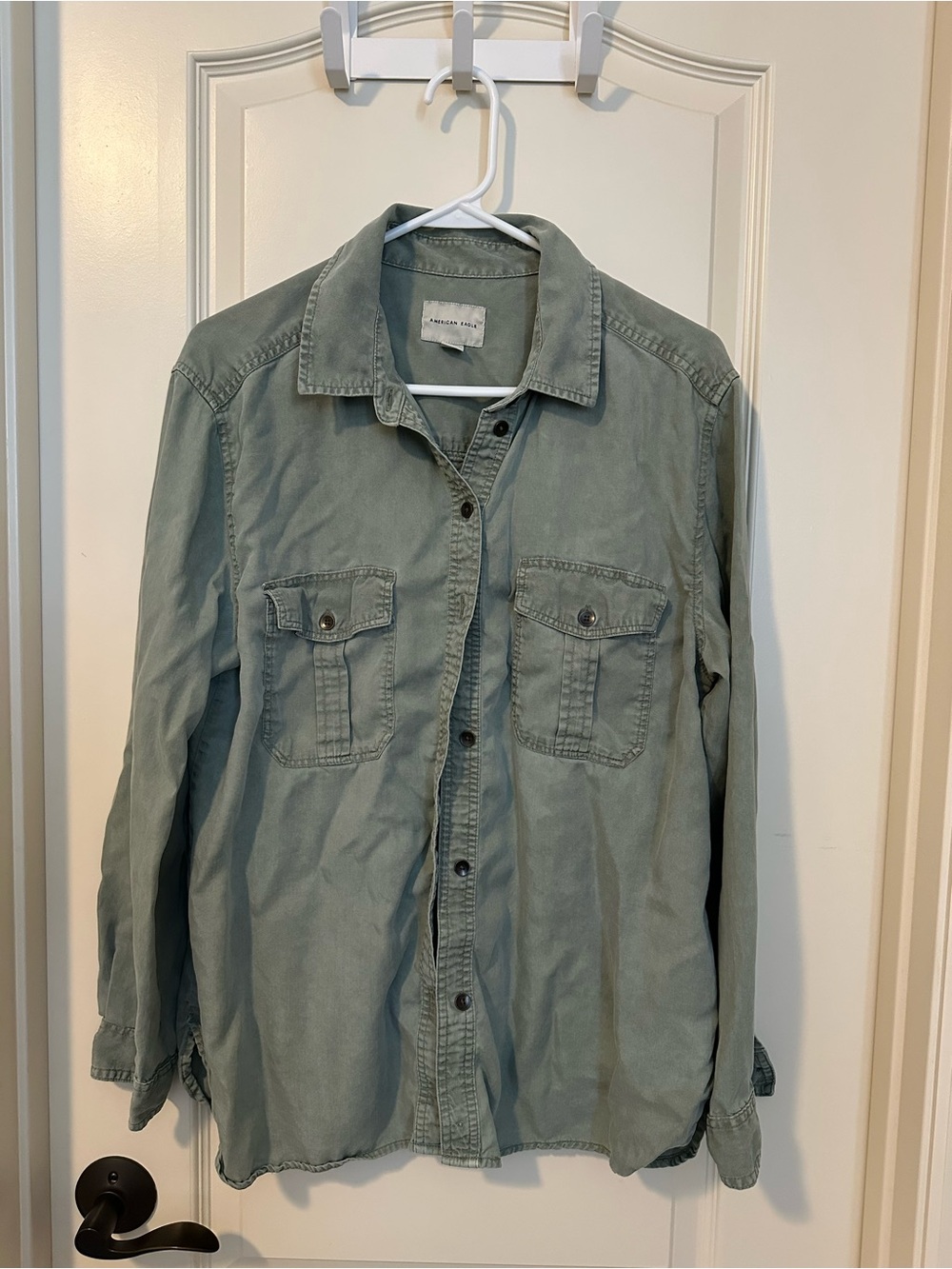 American Eagle Women’s Button Down Green Long Sleeve Shirt Size Large